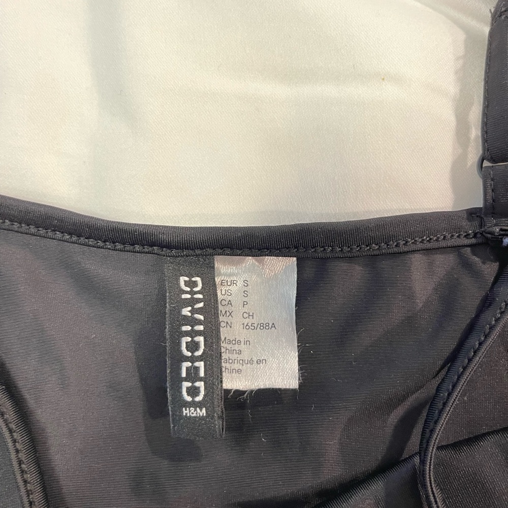 H&M crop tank - Picture 2 of 3